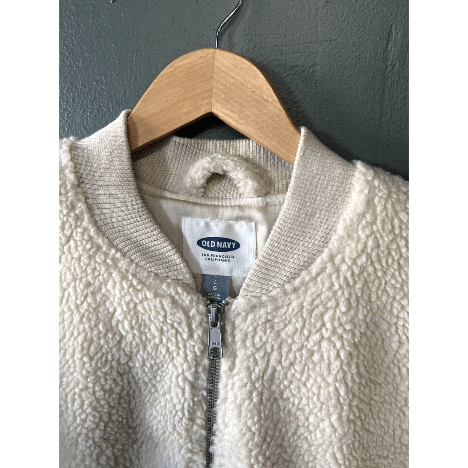 Old Navy Old Navy Bomber Jacket Women's Large Beige Sherpa Fleece Zip-Up Outerwear, Cozy Winter Puffer Style Size L / US 10 / IT 46 - 2 Thumbnail