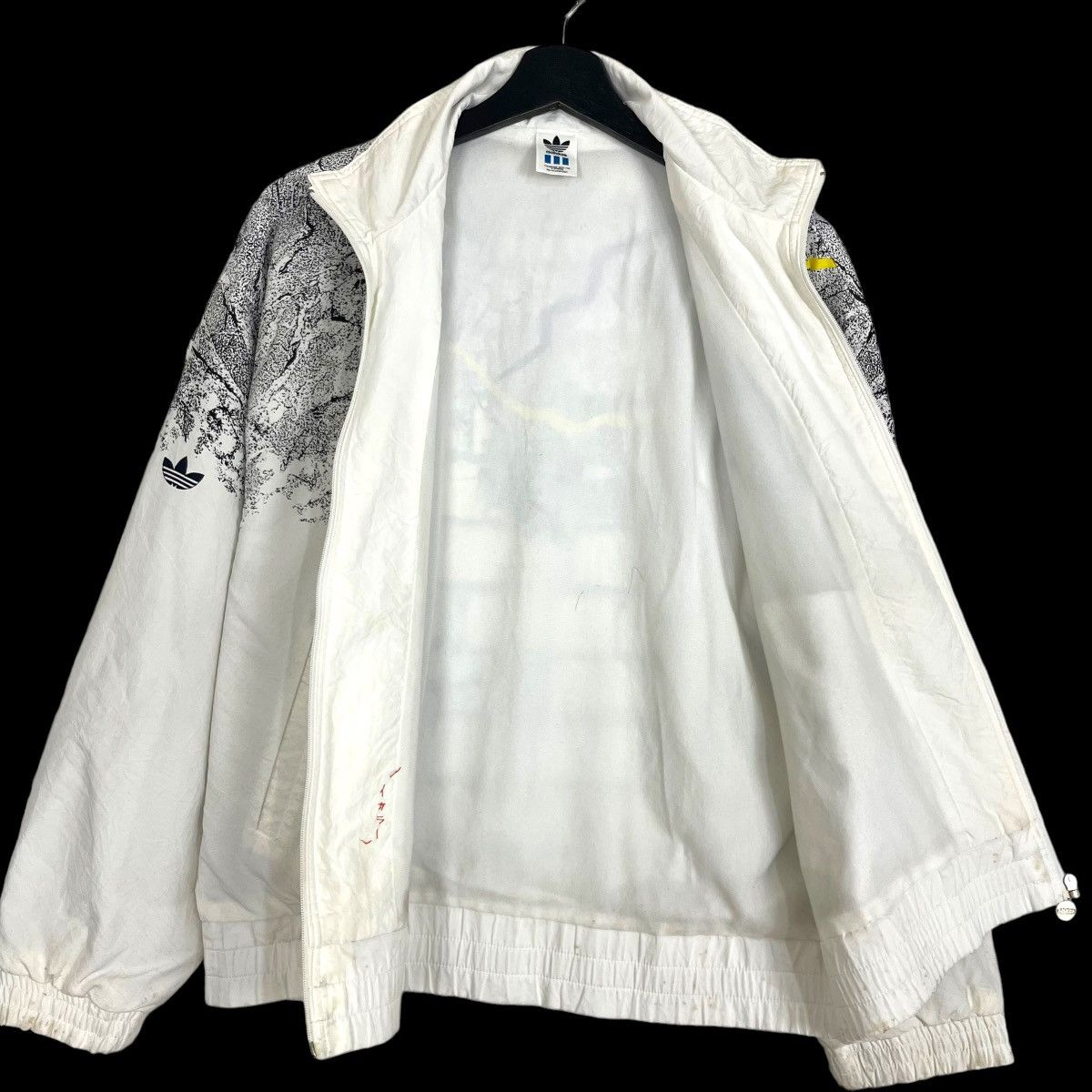 Adidas Vintage Adidas Descente Jacket Zipper Windbreaker Over Print Size US M / EU 48-50 / 2 - 10 Thumbnail