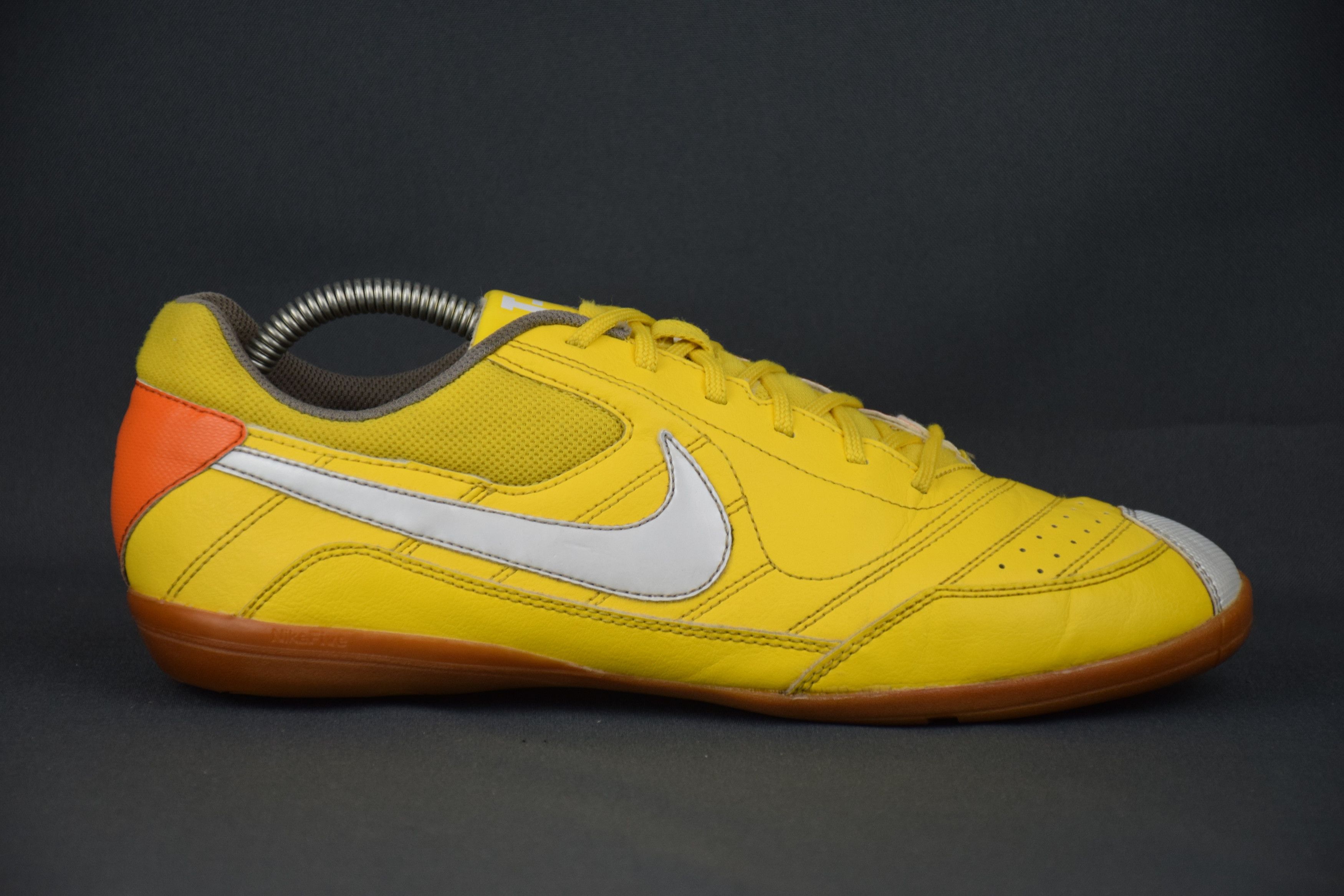 Nike Nike 5 T-1 Fs Indoor Soccer Sneakers US 9.5 UK 8.5 EU 43 Size US 9.5 / EU 42-43 - 2 Thumbnail