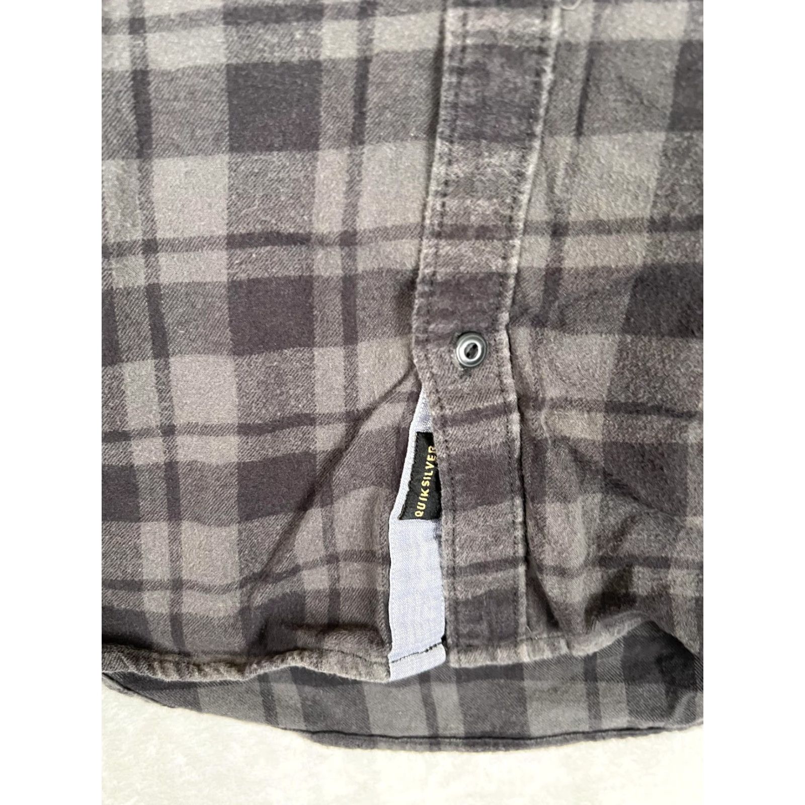 Quiksilver Quiksilver Shirt Mens Large Gray Plaid Hooded Flannel Long Sleeve Button Up Size US L / EU 52-54 / 3 - 2 Thumbnail