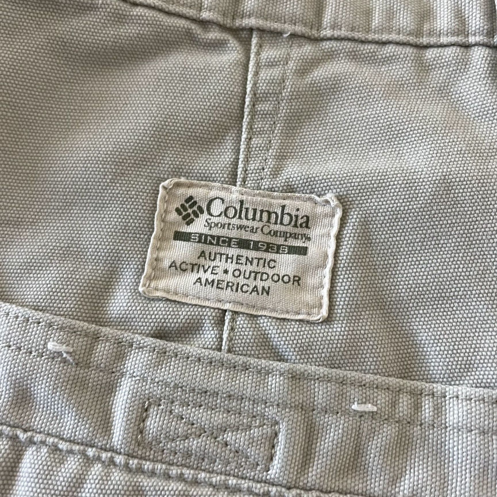 Vintage Columbia Flat Front Khaki Beige Chino Pants Mens 34 100% Cotton Flat Front Beige Chino Pants Men 34 Columbia Beige Cotton Pants Mens Size US 34 / EU 50 - 2 Thumbnail