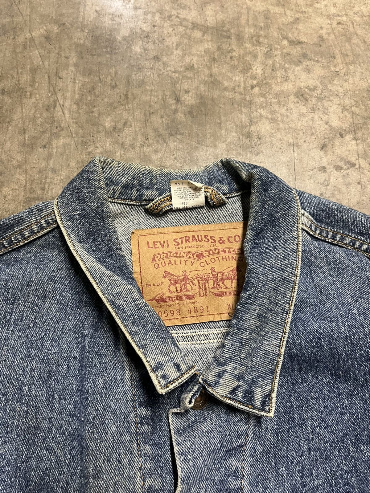 Levi's × Vintage Levi’s vintage denim trucker jacket streetwear hype rare Size US XL / EU 56 / 4 - 10 Thumbnail