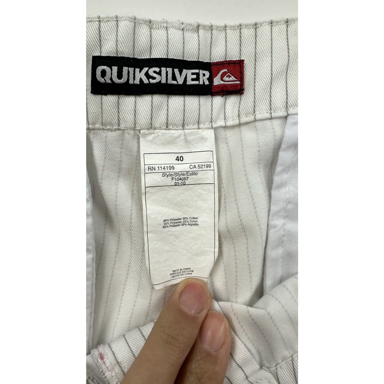 Quiksilver VINTAGE Quiksilver Shorts Men’s 40 White Pin Striped Baggy Size US 40 / EU 56 - 7 Thumbnail