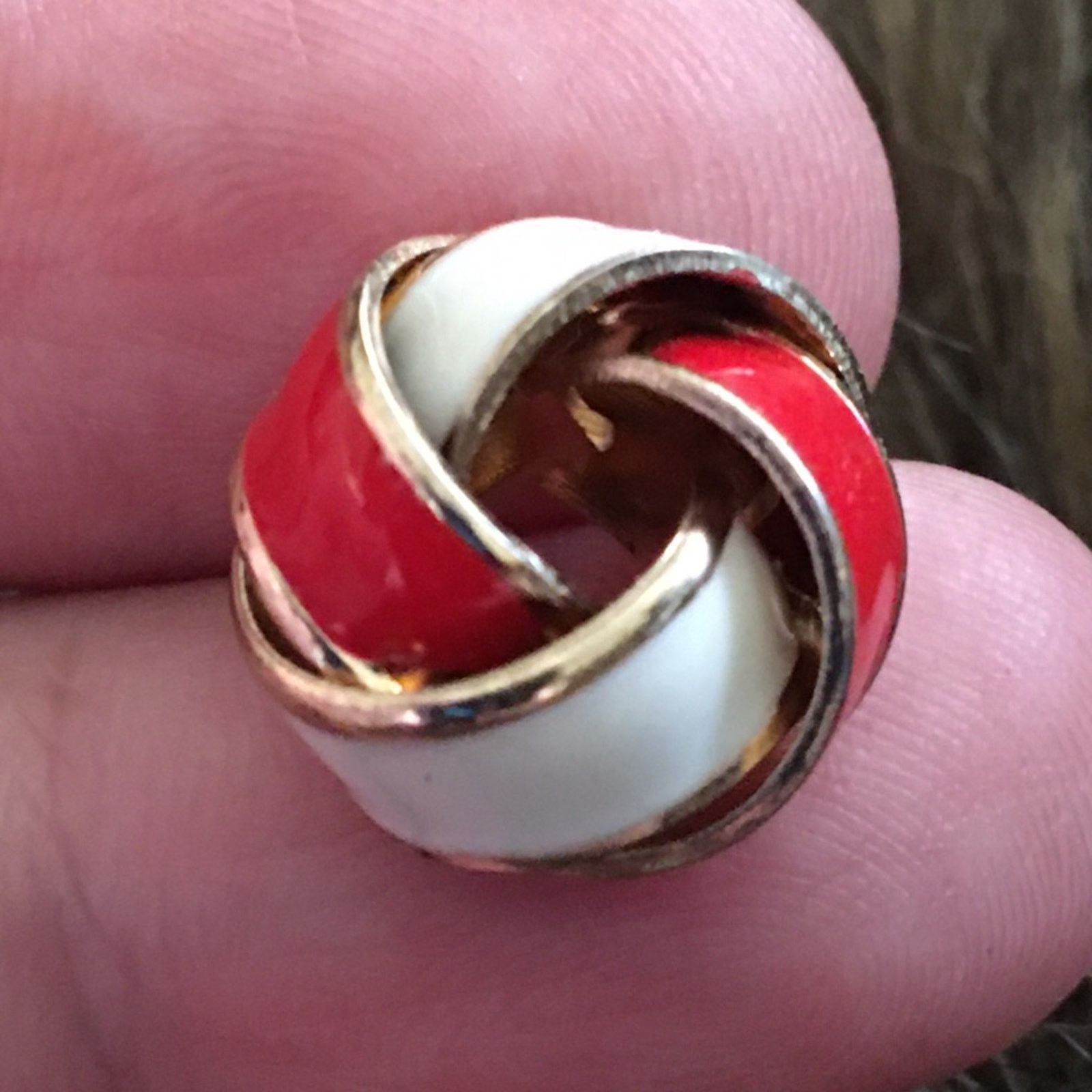 Vintage Vintage 70s red and white enamel pierced earrings Size ONE SIZE - 3 Thumbnail