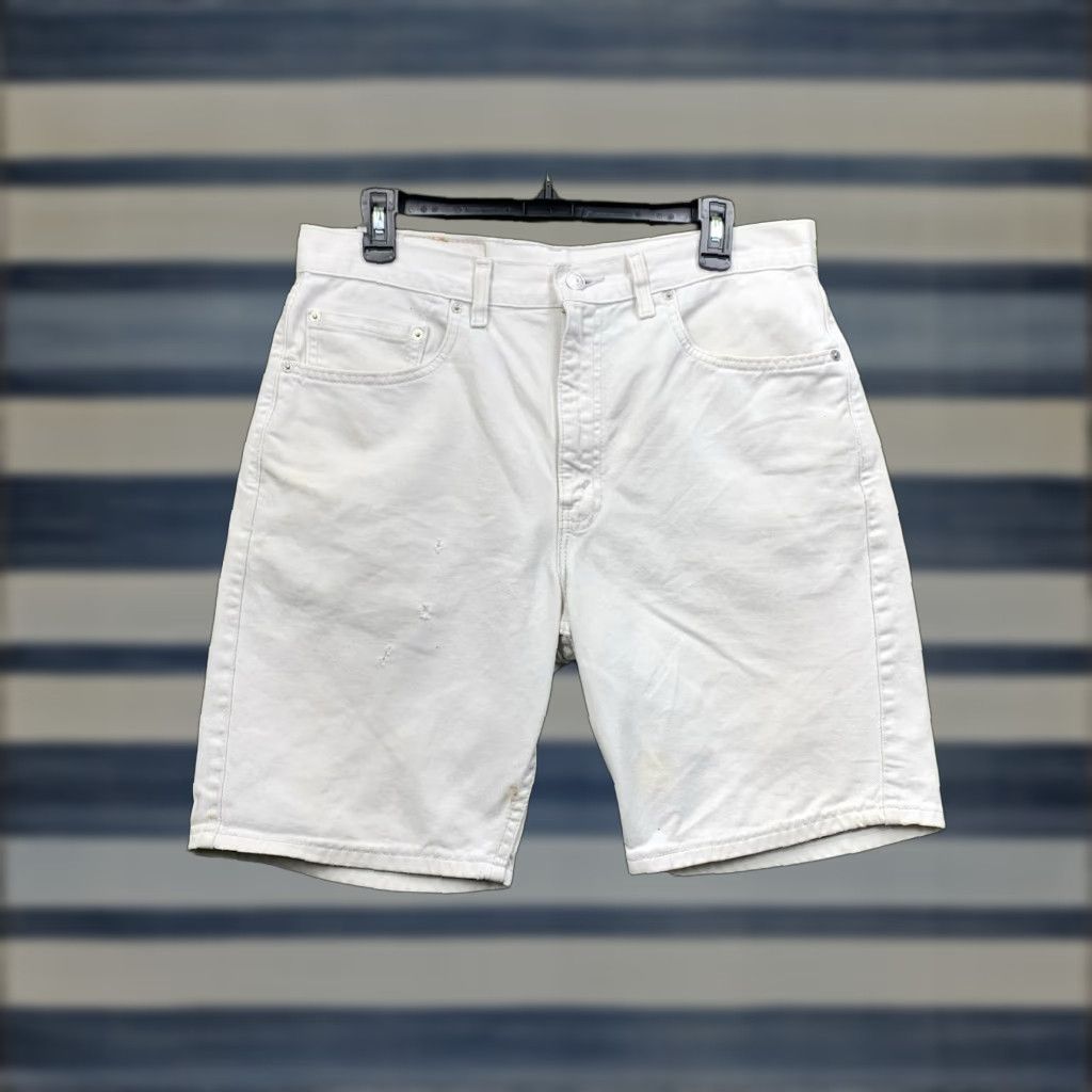 Levi's VINTAGE Levi's 505 Jean Shorts Men 34 Denim Jorts Light Wash 90s Baggy Bermuda Casual Pockets 5-Pocket Levi Strauss White Denim Shorts Men Size US 34 / EU 50 - 1 Thumbnail
