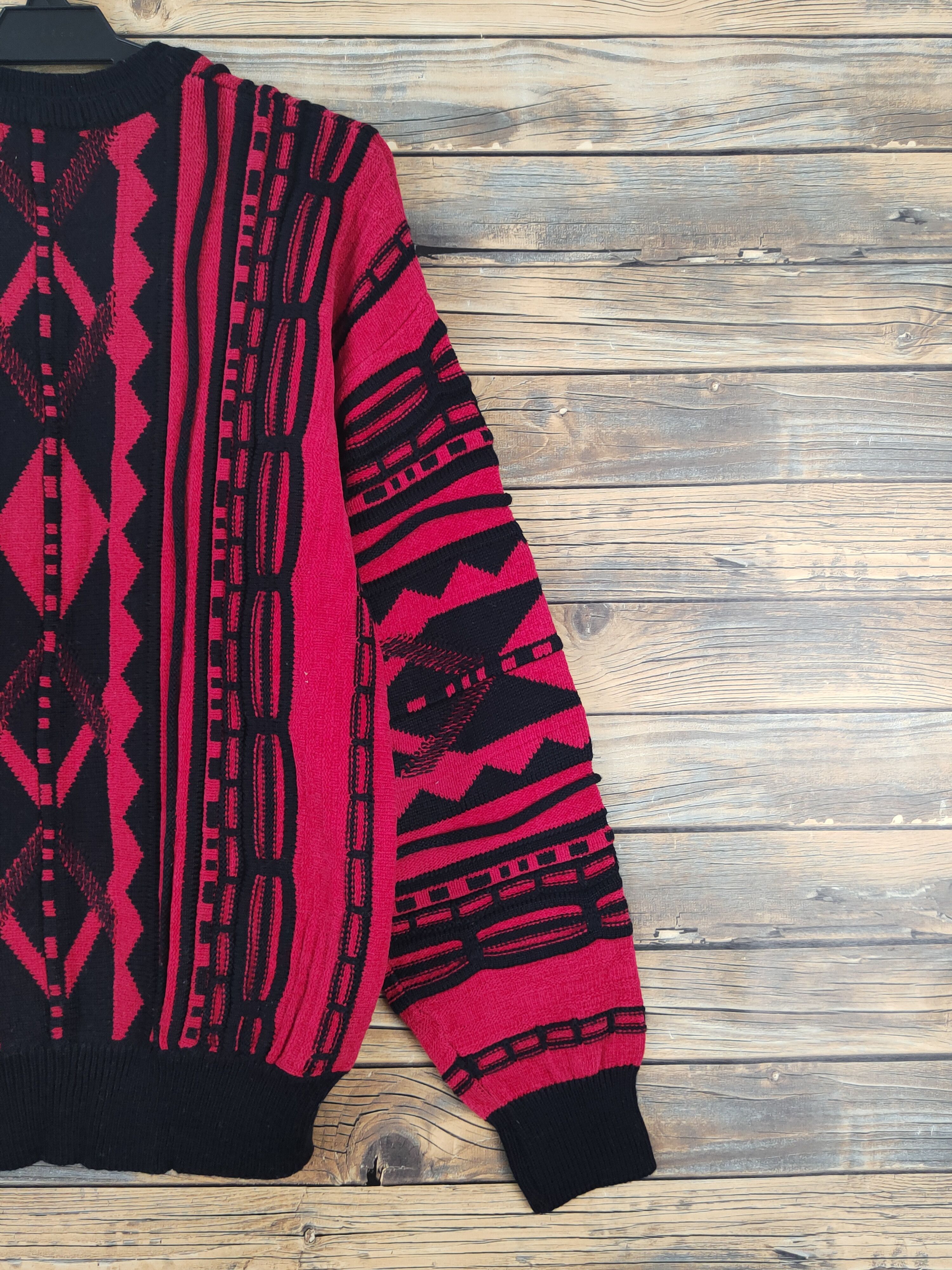 Aran Isles Knitwear Shutern art vintage Red Black Knitwear Sweatshirts #W1098 Size US M / EU 48-50 / 2 - 13 Thumbnail