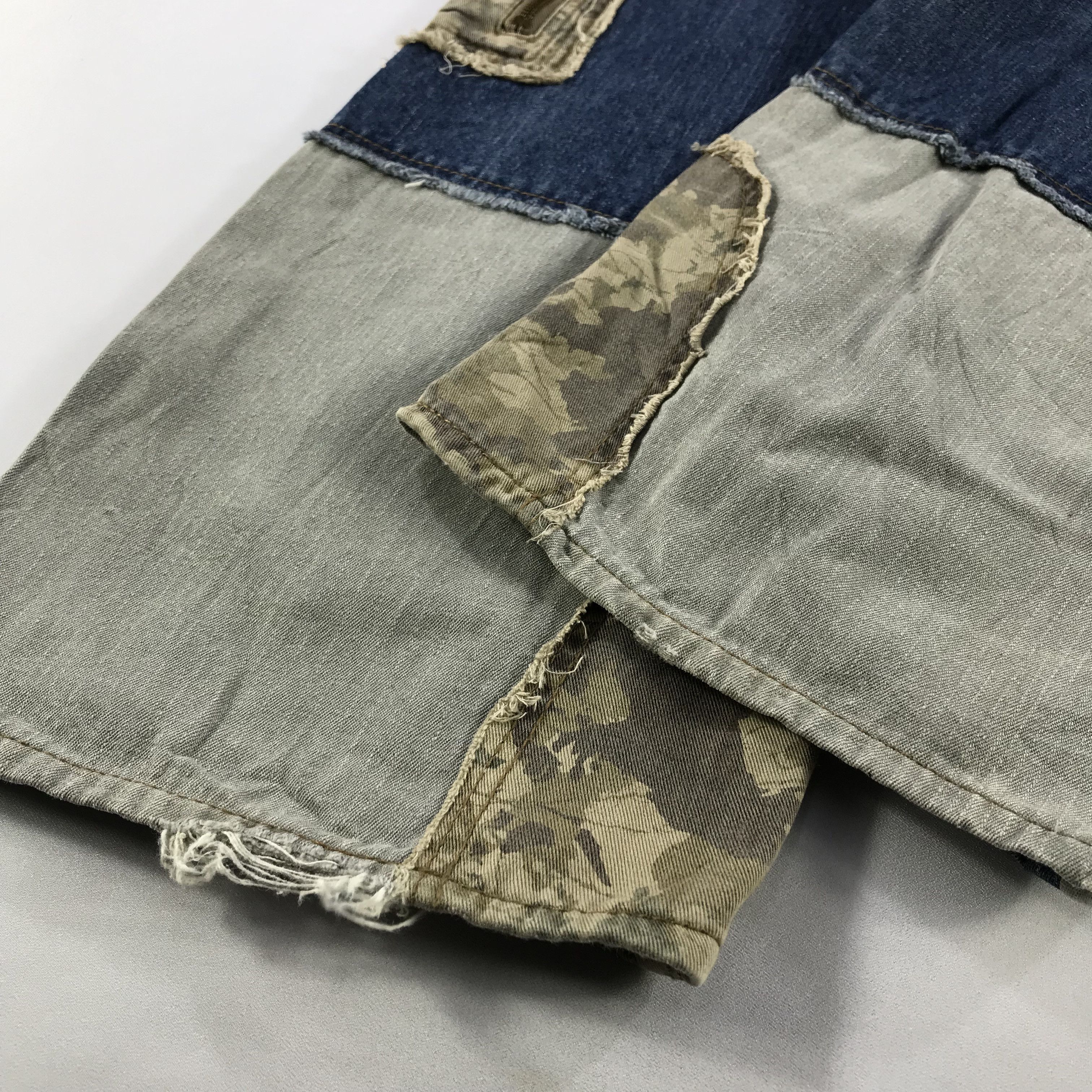 Japanese Brand × PPFM PPFM Jeans Multi Pocket Camo Cargo Denim KJ3194 Size US 32 / EU 48 - 4 Thumbnail