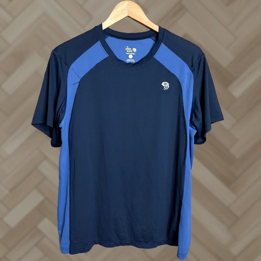 Mountain Hardwear Mountain Hardwear Men’s T-Shirt Quick Dry Athletic Tee Shirt Solid Blue L Short Sleeve Crew Neck Size US L / EU 52-54 / 3 - 1 Thumbnail