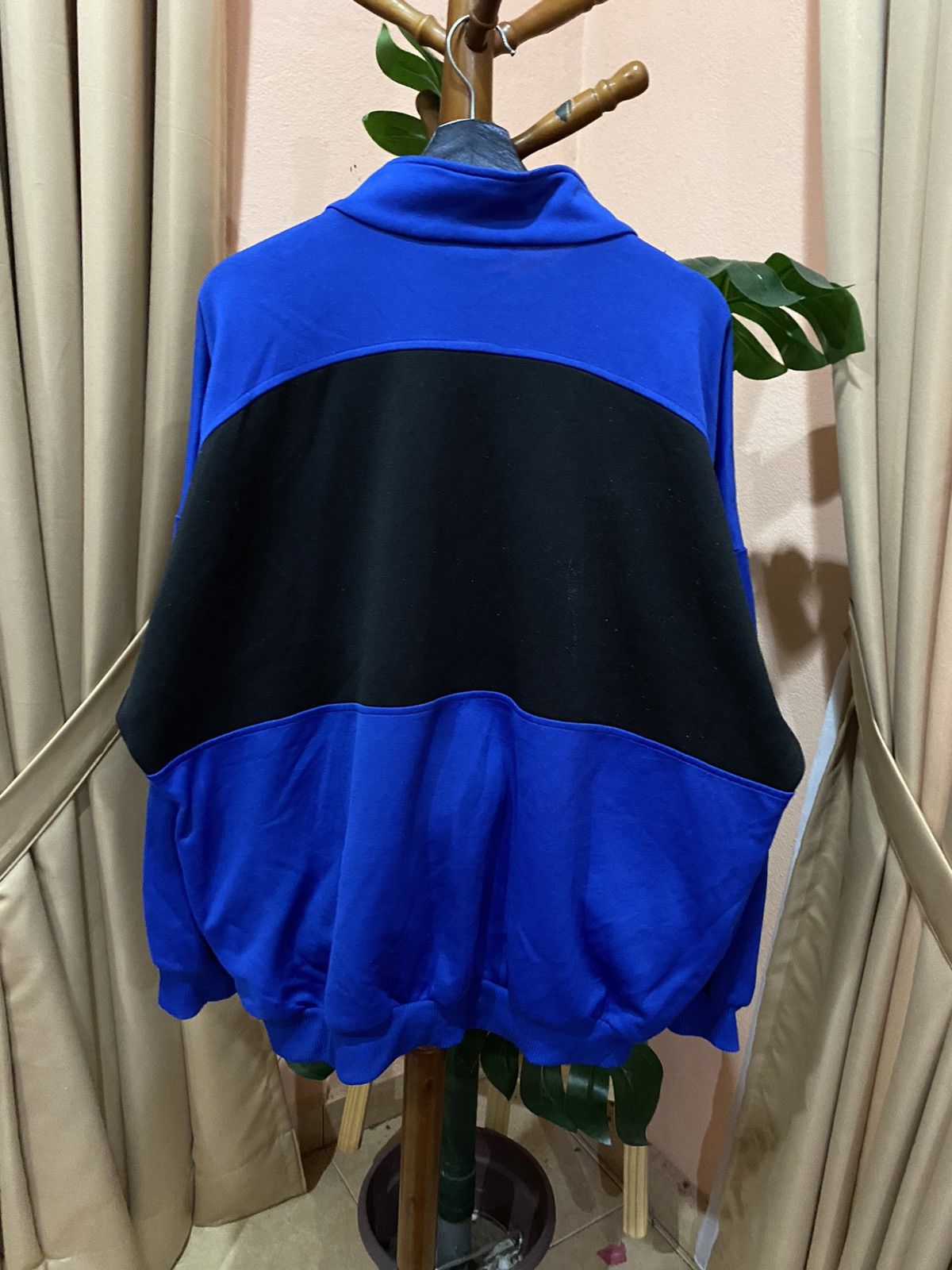 Adidas VINTAGE ADIDAS TRACKTOP Size US L / EU 52-54 / 3 - 7 Thumbnail