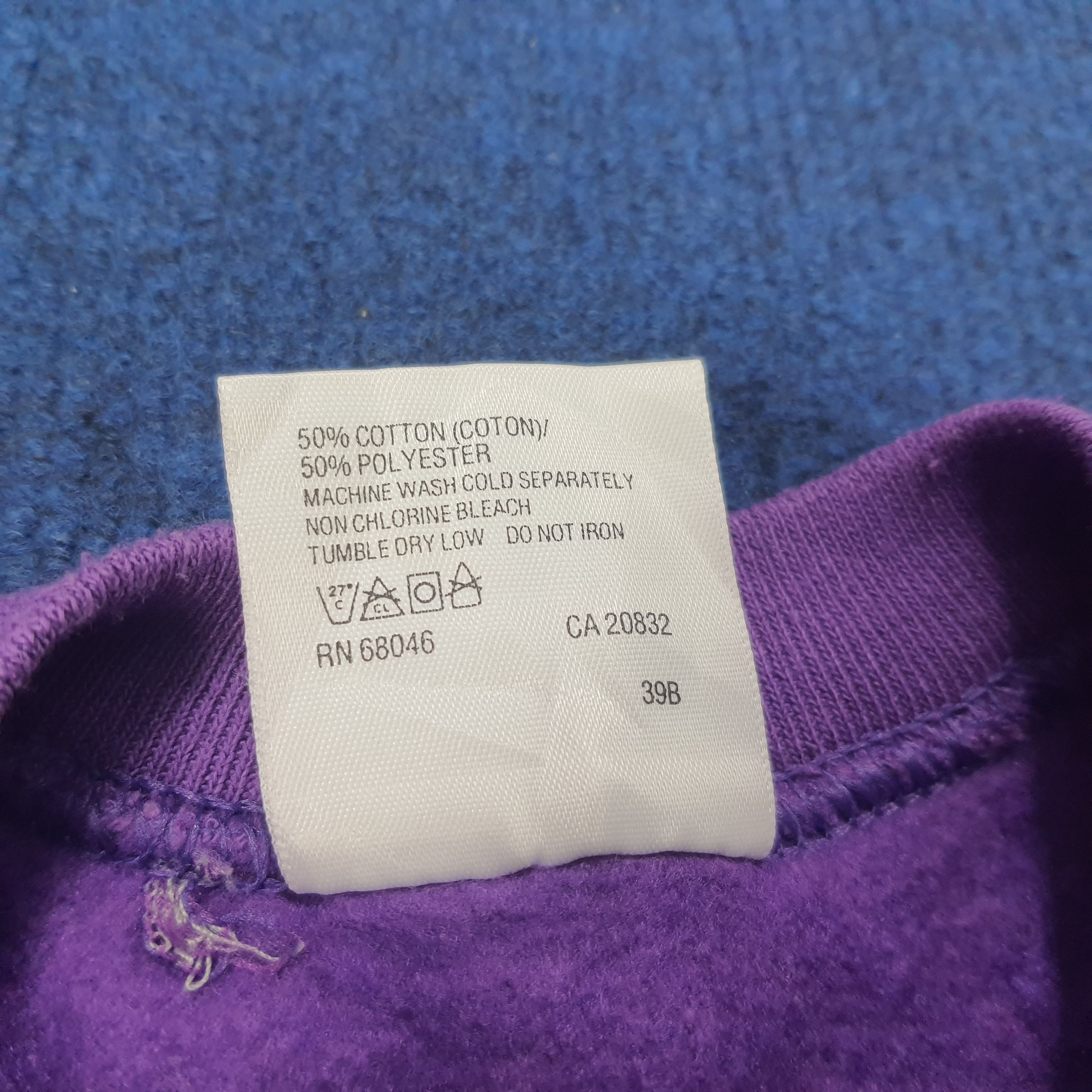 Vintage Vintage University of Nobhill East and Wild West Sweatshirt Size US S / EU 44-46 / 1 - 6 Thumbnail
