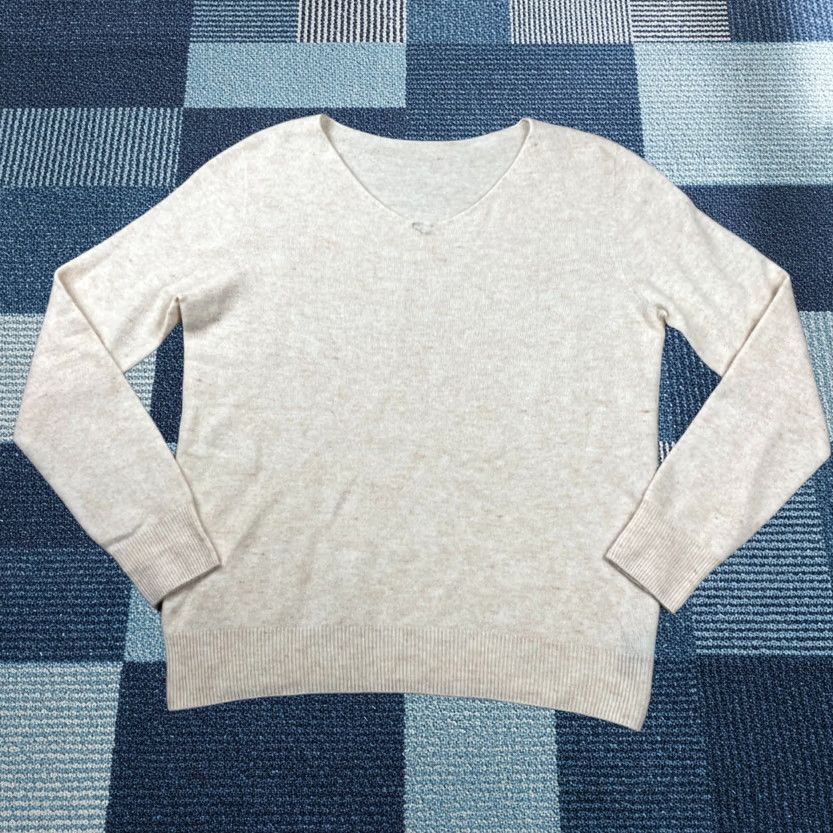 Vintage Womens Sweater Pullover V-Neck Pink Medium Extrafine Merino Wool Long Sleeve Hand Wash Only Casual Winter Spring Size M / US 6-8 / IT 42-44 - 1 Thumbnail