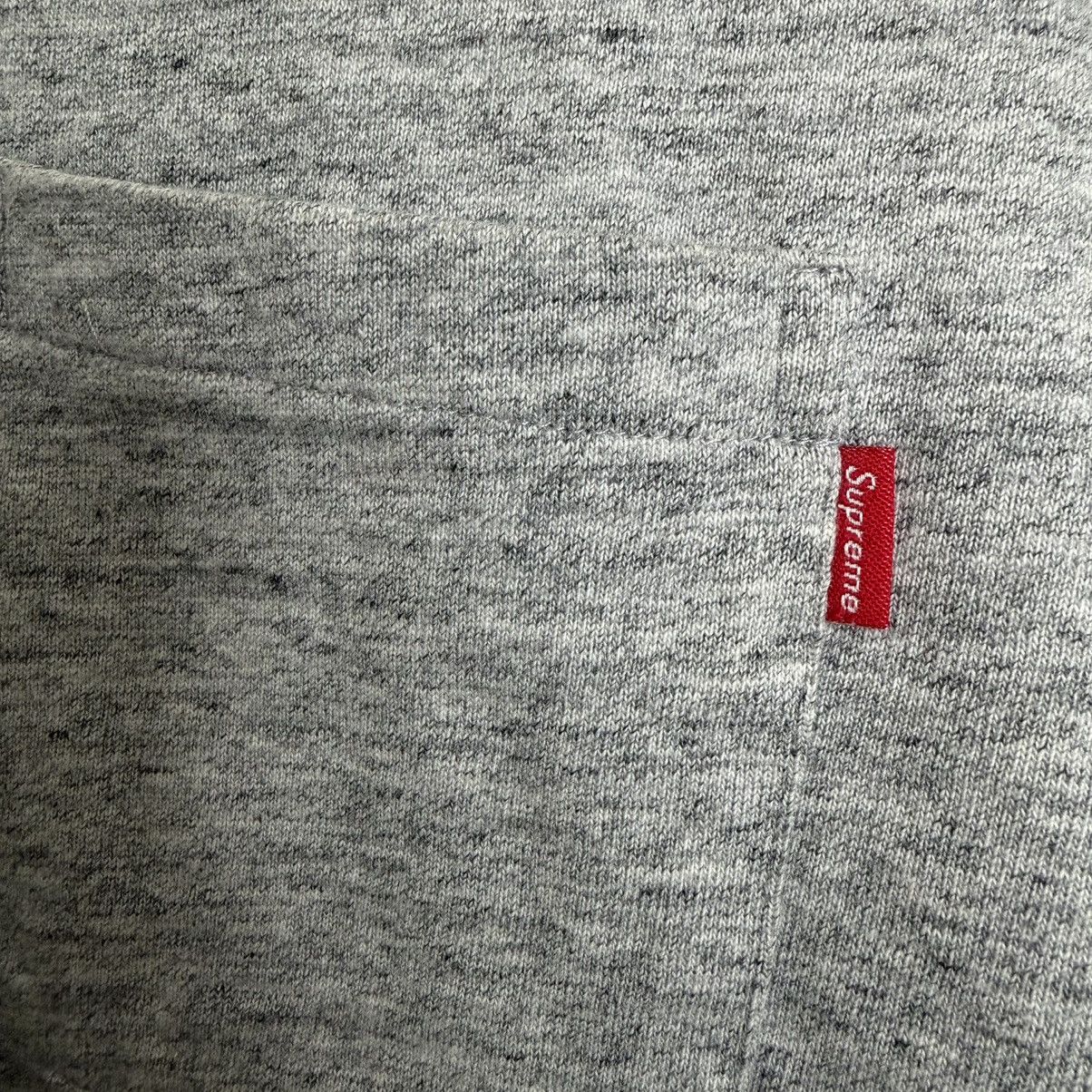 Supreme Supreme SS Pocket Tee (SS19) Size US L / EU 52-54 / 3 - 2 Thumbnail