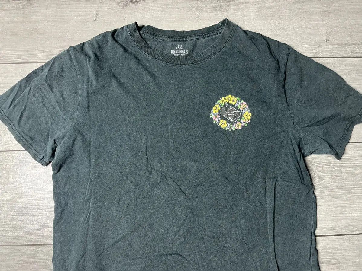 Quicksilver Quiksilver T-shirt skulls flowers size Large Size US L / EU 52-54 / 3 - 3 Thumbnail
