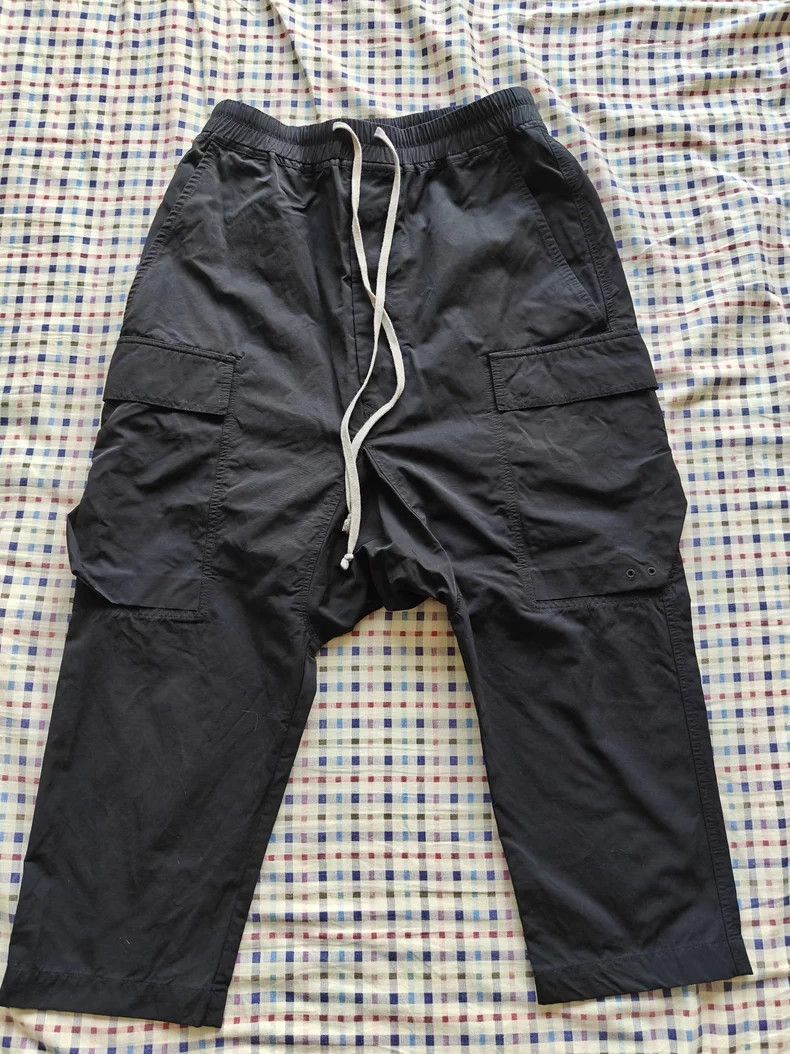Rick Owens Rick Owens Men's Cropped Cargo Shorts - dmc Size US 34 / EU 50 - 1 Thumbnail