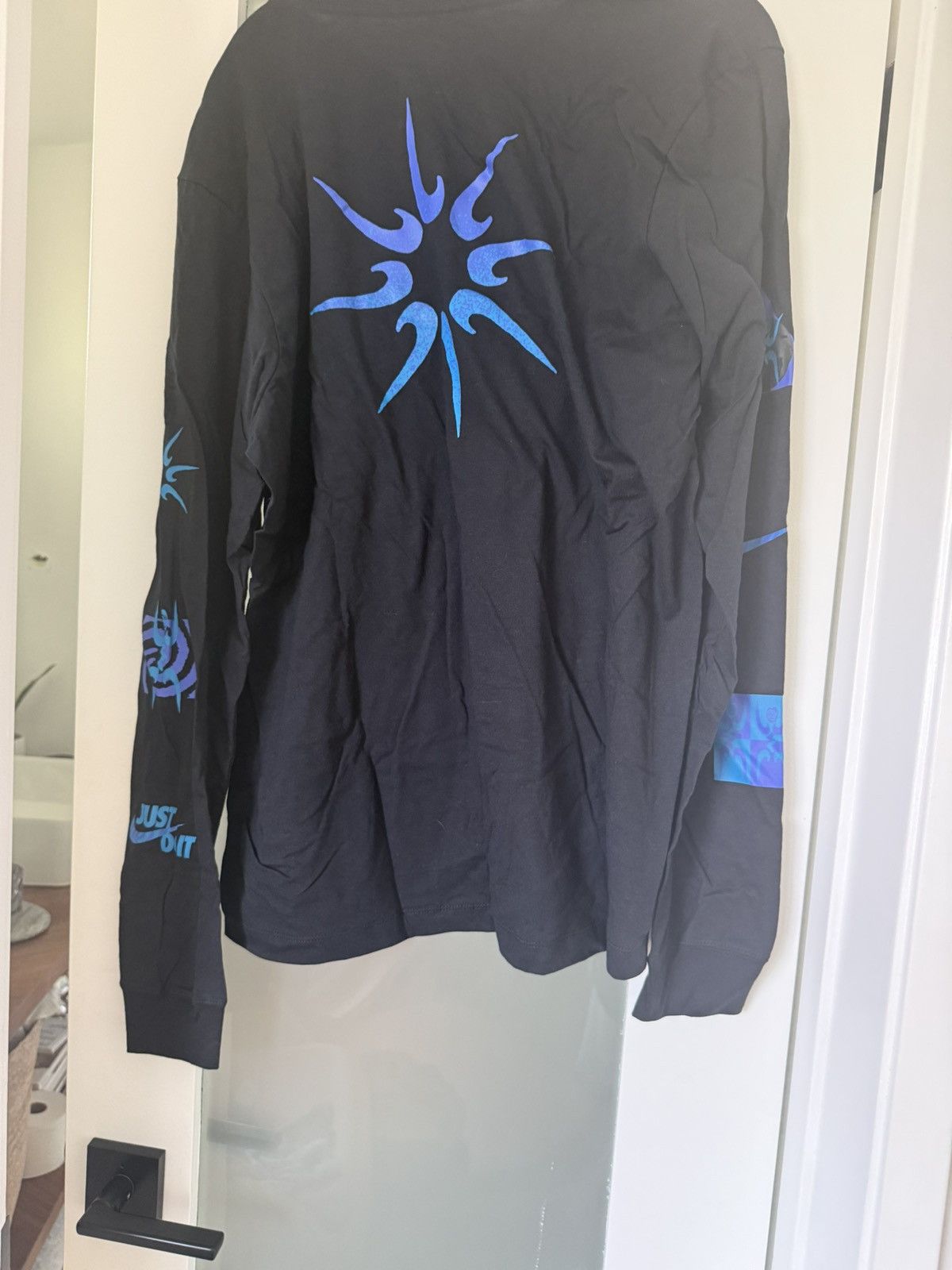 Nike Nike long sleeved tee Size US L / EU 52-54 / 3 - 4 Thumbnail