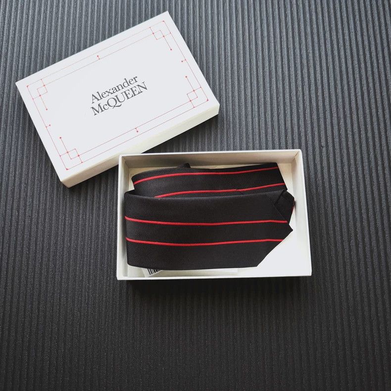 Alexander McQueen Alexander Mcqueen Label tie Size ONE SIZE - 8 Thumbnail