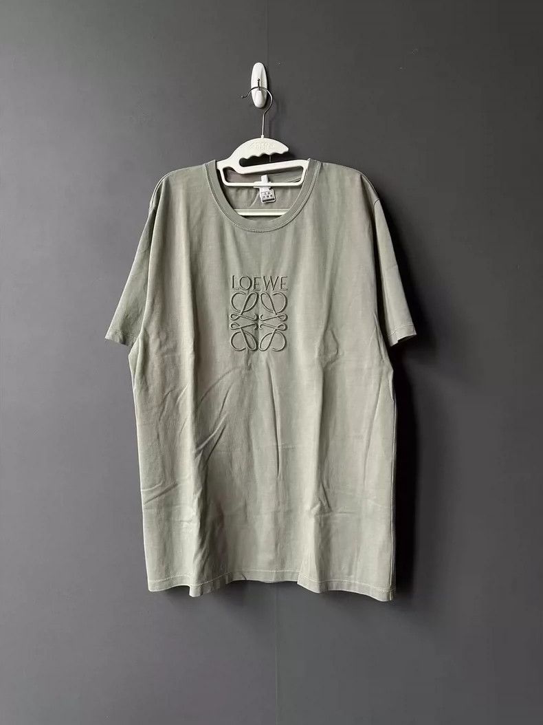 Loewe loewe Beige short sleeves 2505-Nextarrow Size US M / EU 48-50 / 2 - 1 Thumbnail