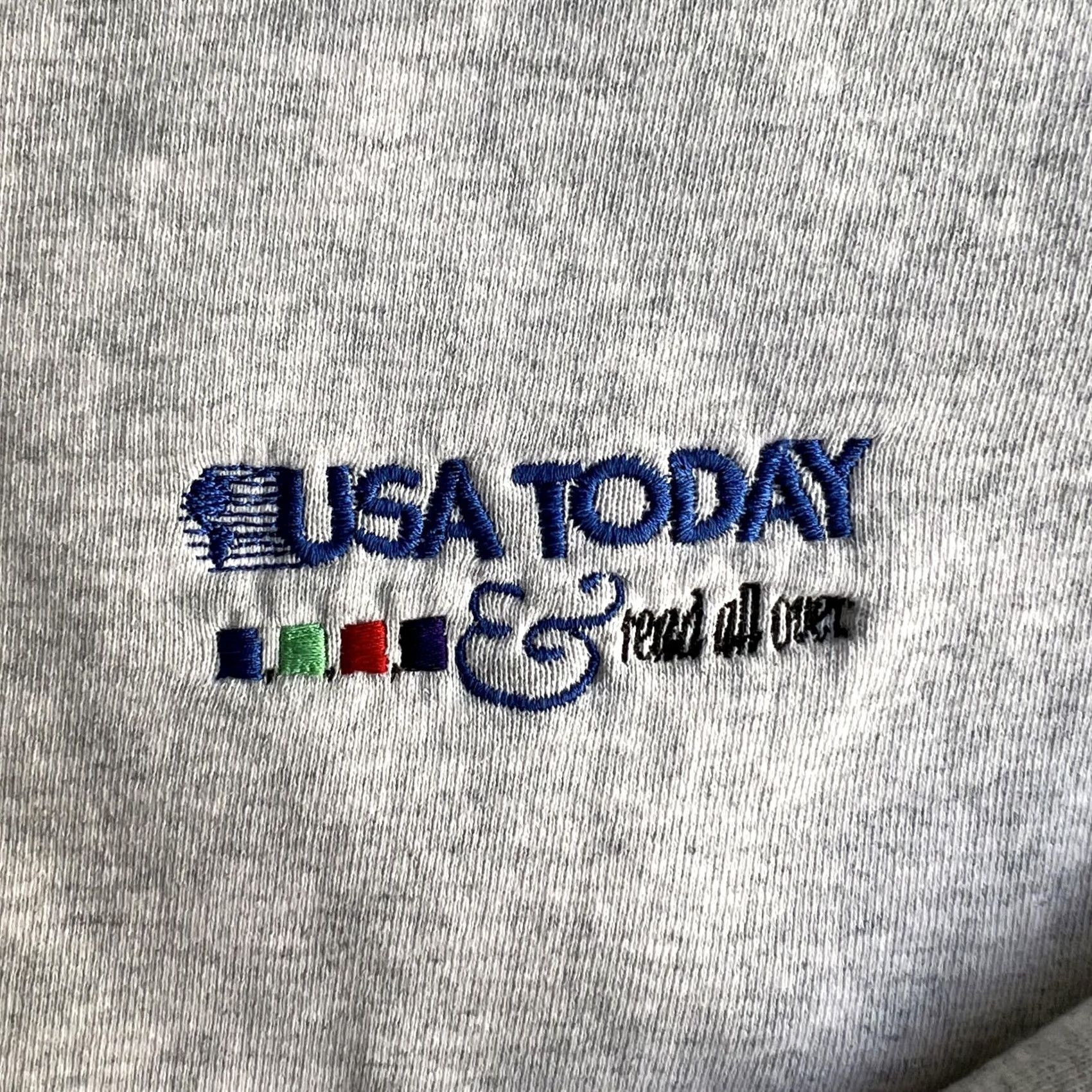 Logo 7 USA Today Sweatshirt Mens Large Gray Fleece Pullover Embroidered Logo Crewneck Size US L / EU 52-54 / 3 - 2 Thumbnail