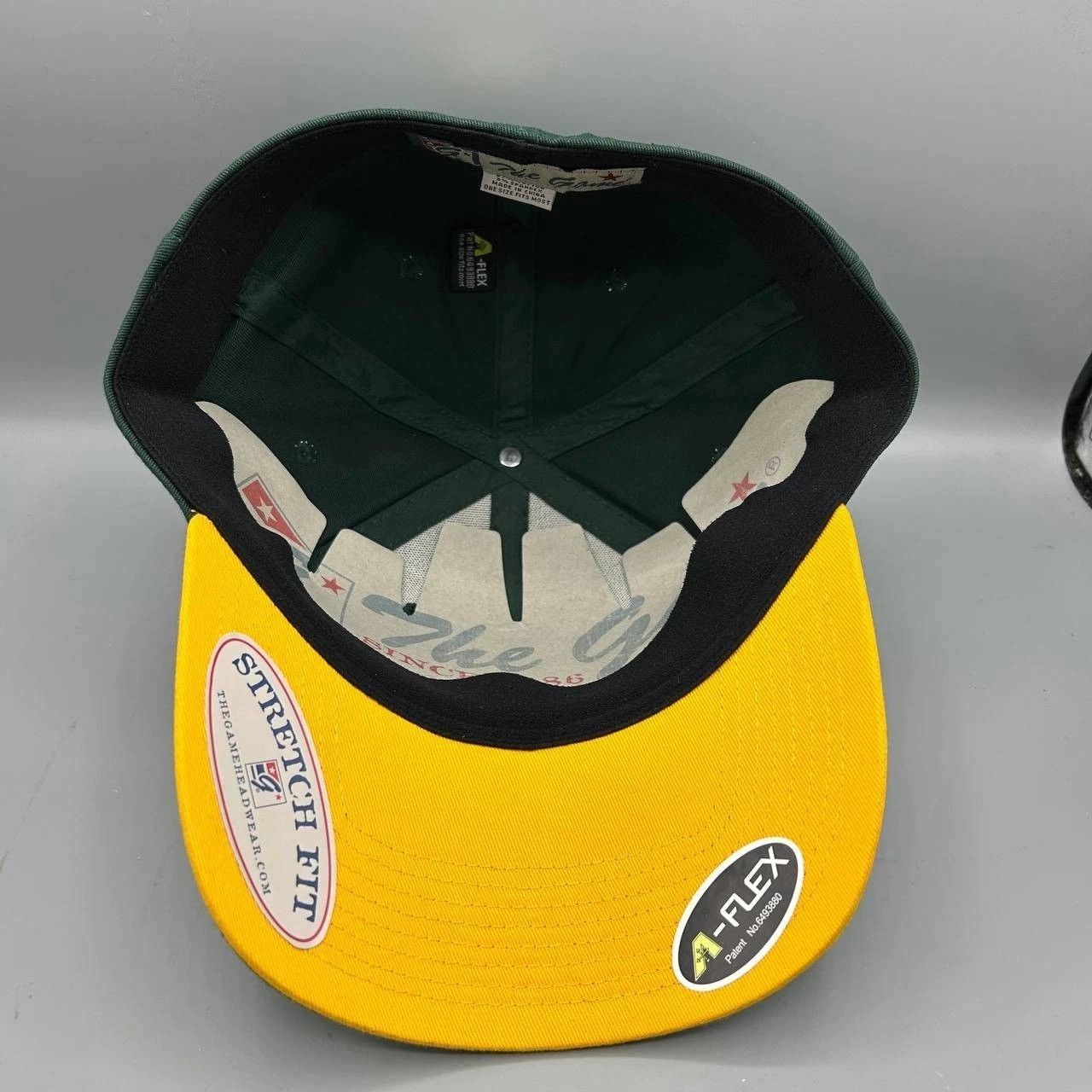 The Game Baylor Bears Hat Men M-L Green Yellow NCAA Stretch Fitted Size ONE SIZE - 2 Thumbnail