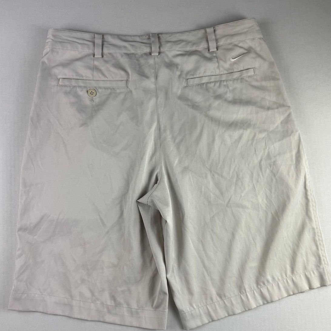 Nike Nike Golf Men's Shorts - Size 32 - Great Condition! Size US 32 / EU 48 - 5 Thumbnail