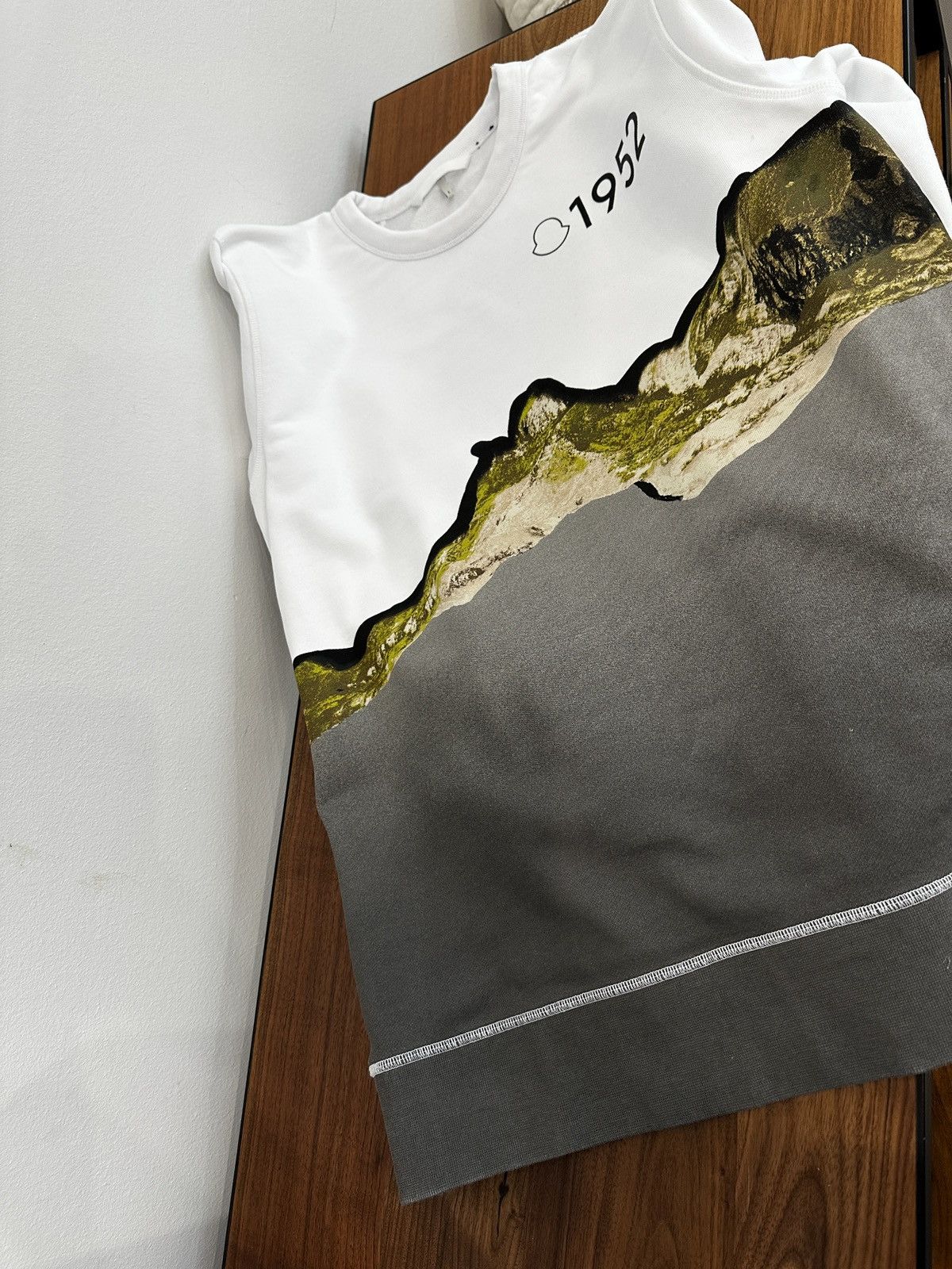 Moncler 🏔 MONCLER GENIUS 1952 Graphic Sweatshirt – Size L Size US L / EU 52-54 / 3 - 4 Thumbnail