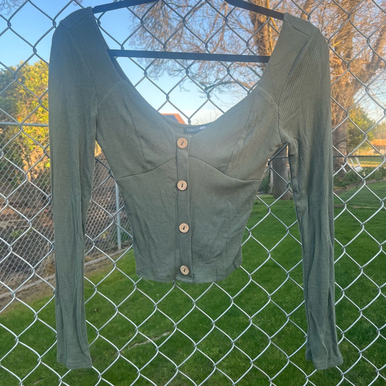 Forever 21 Long Sleeve Shirts 10 piece Bundle Small Medium Crop Top Size S / US 4 / IT 40 - 10 Thumbnail