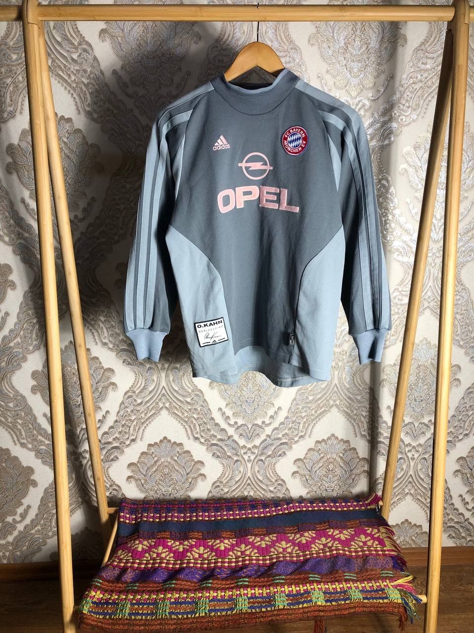 Adidas × Vintage VERY RARE ADIDAS FC BAYERN MÜNCHEN GERMANY SOCCER JERSEY 90s Size US XS / EU 42 / 0 - 1 Thumbnail