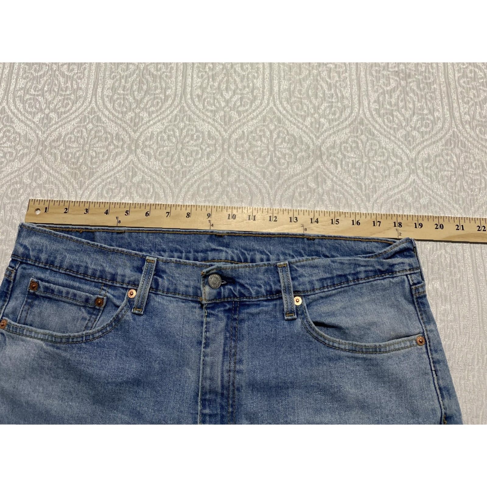 Levi's Levi's Jeans Mens 38x32 Light Wash Blue Straight Leg Denim 5-Pocket Zip Fly Size US 38 / EU 54 - 5 Thumbnail