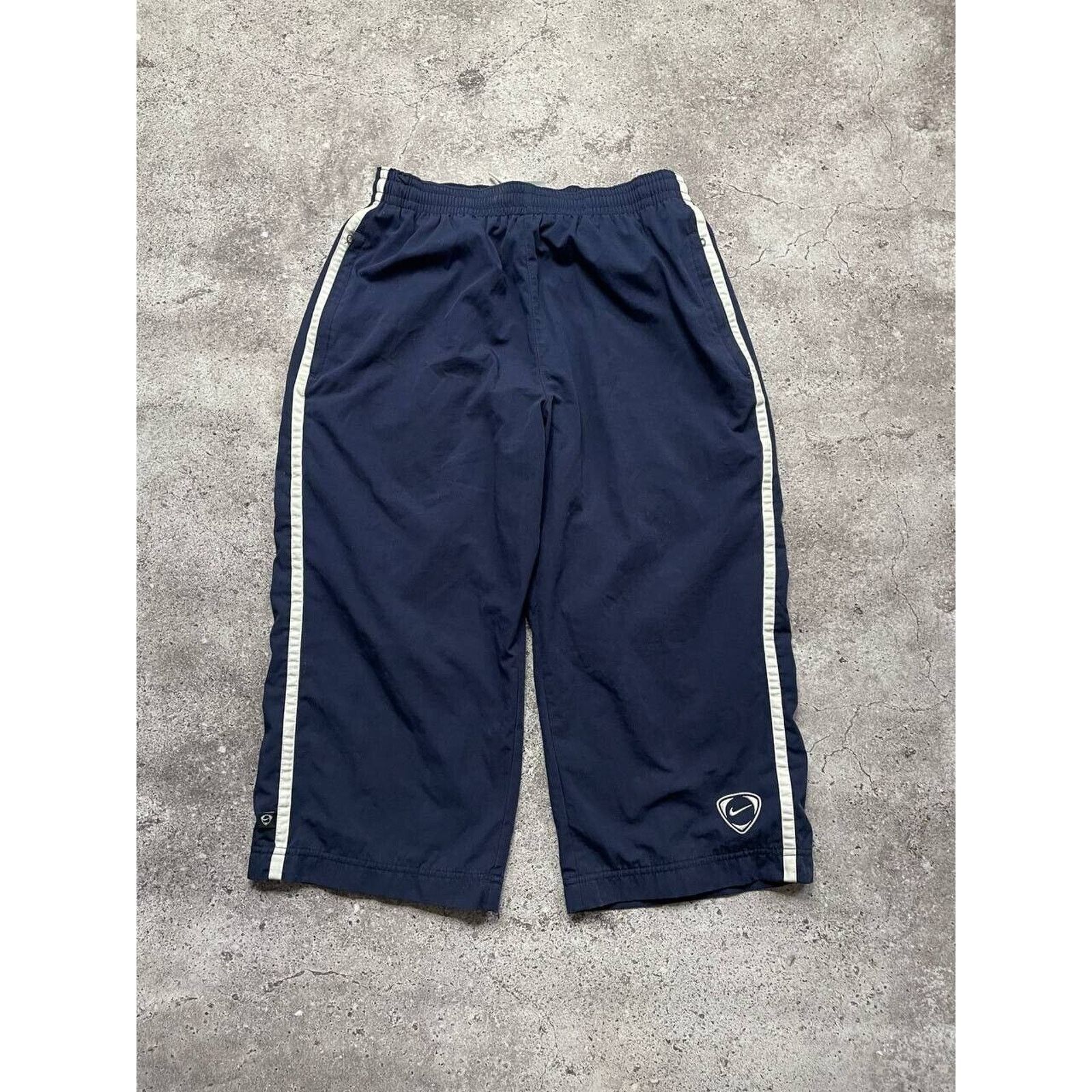 Nike × Vintage Vintage Nike Navy Shorts Men's Large Retro Sportswear Size US 34 / EU 50 - 1 Thumbnail