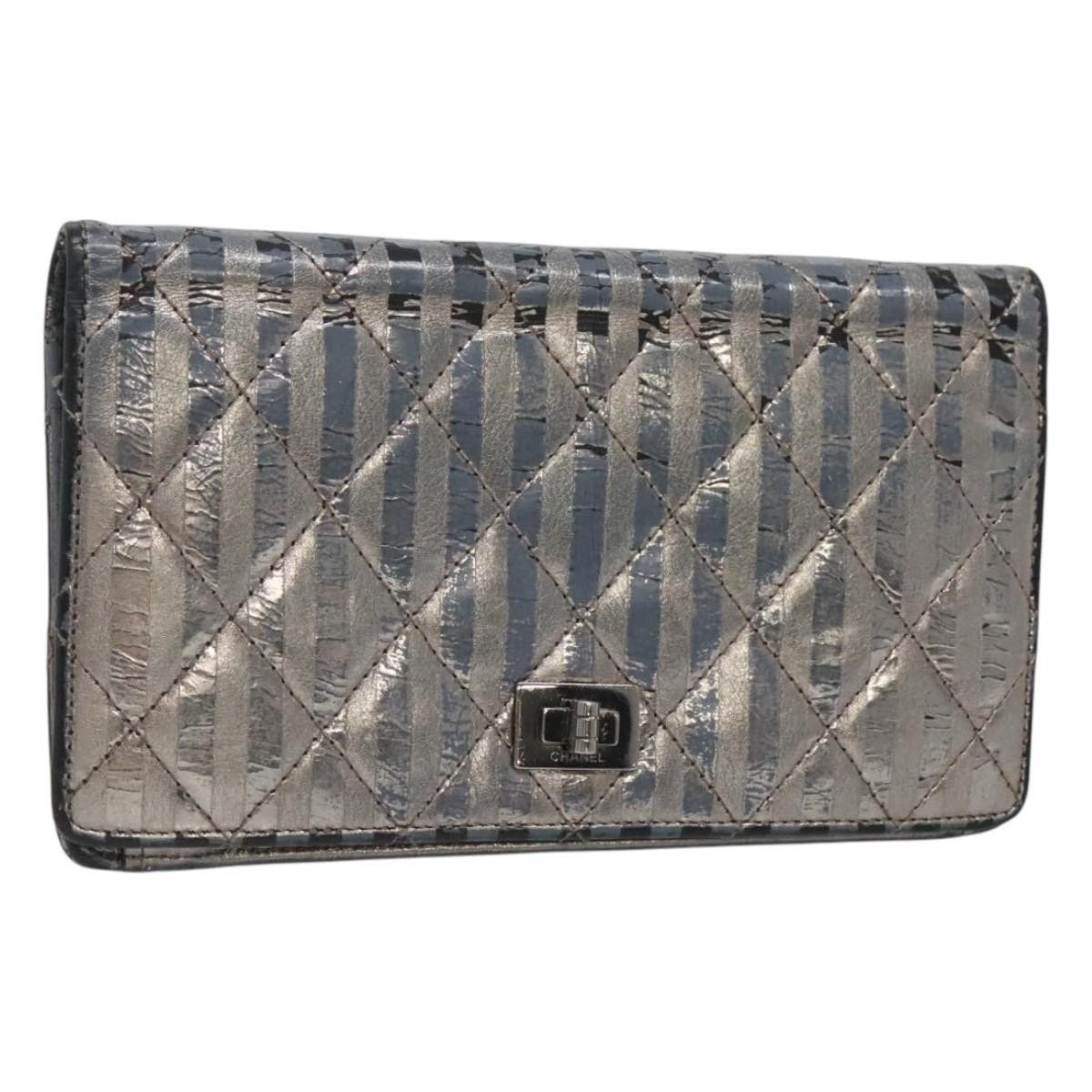 Chanel Chanel 2.55 Matelasse Long Wallet Size ONE SIZE - 1 Thumbnail