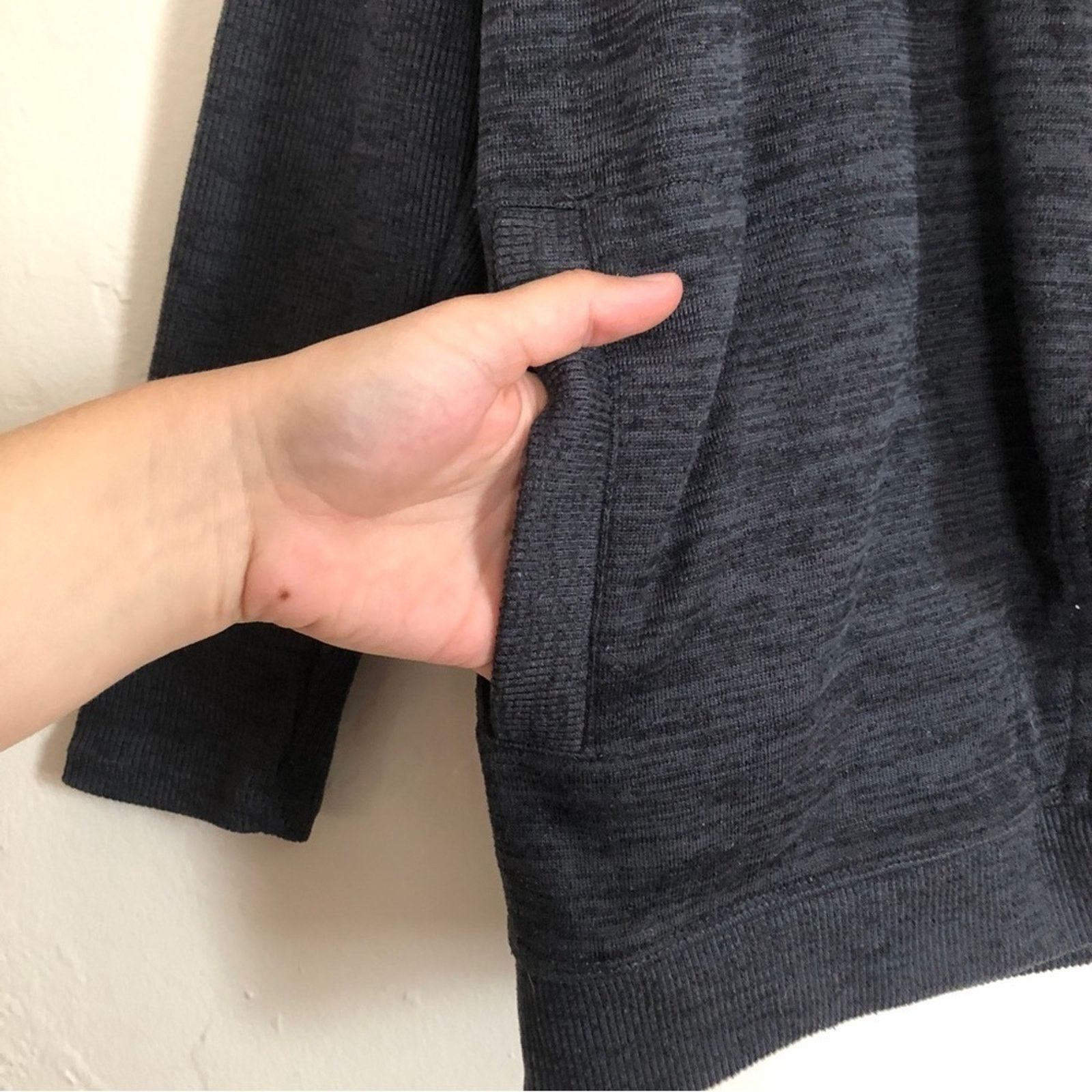 Athleta Athleta Cardigan Dark Gray Hooded Long Sleeve Sweater Size M / US 6-8 / IT 42-44 - 3 Thumbnail