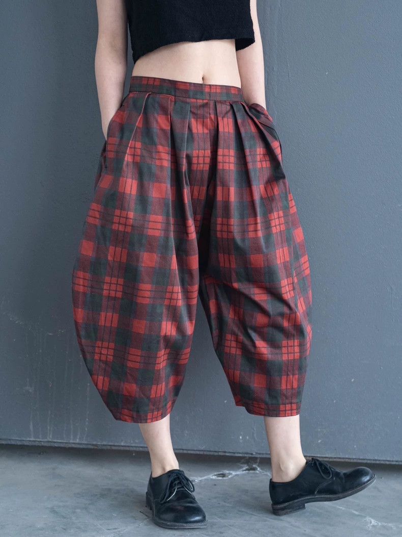Comme des Garcons Comme Des Garcons size M Red plaid balloon pants Size 23" - 7 Thumbnail