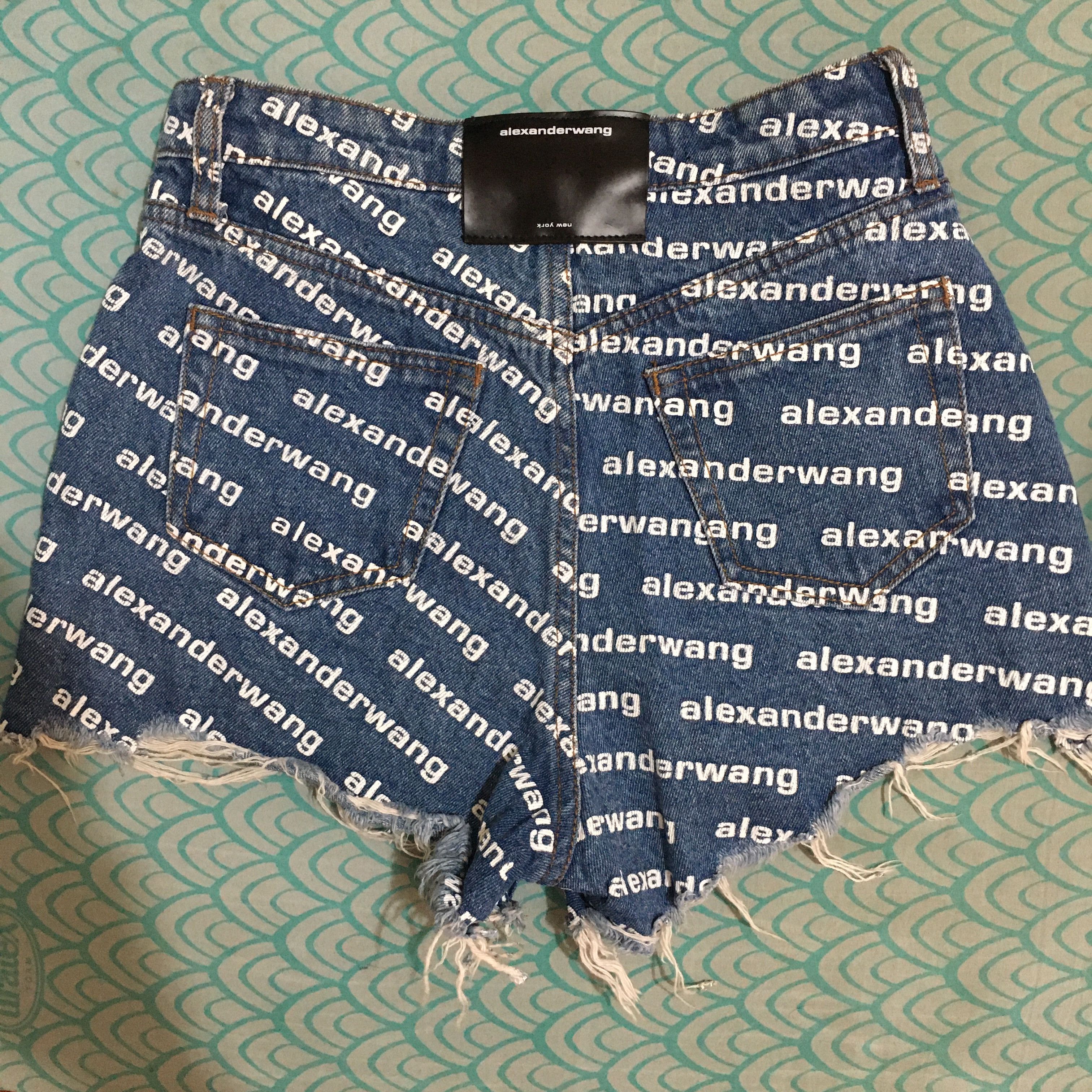 Alexander Wang ALEXANDERWANG BITE LOGO SHORT Size 26" / US 2 / IT 38 - 3 Thumbnail