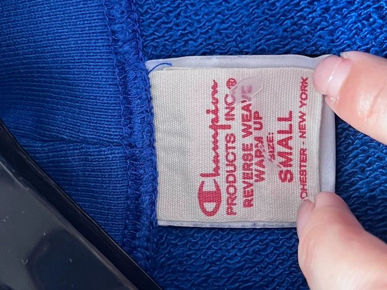 Vetements Vetements Champion Collaborative Jacket with Shoulder Hole Size US S / EU 44-46 / 1 - 8 Thumbnail