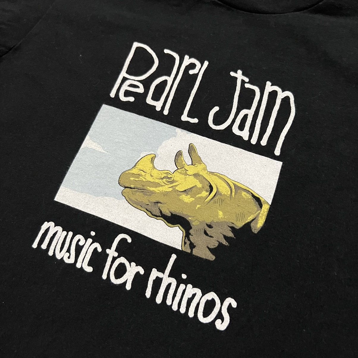 Band Tees Pearl Jam Music For Rhinos Black Rock Band Concert T Shirt Size US S / EU 44-46 / 1 - 2 Thumbnail