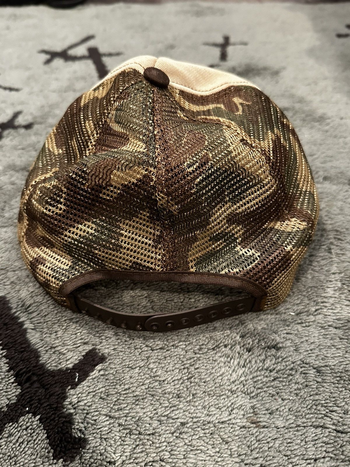 Vintage Vintage Tan and Camo Trucker Hat Size ONE SIZE - 3 Thumbnail