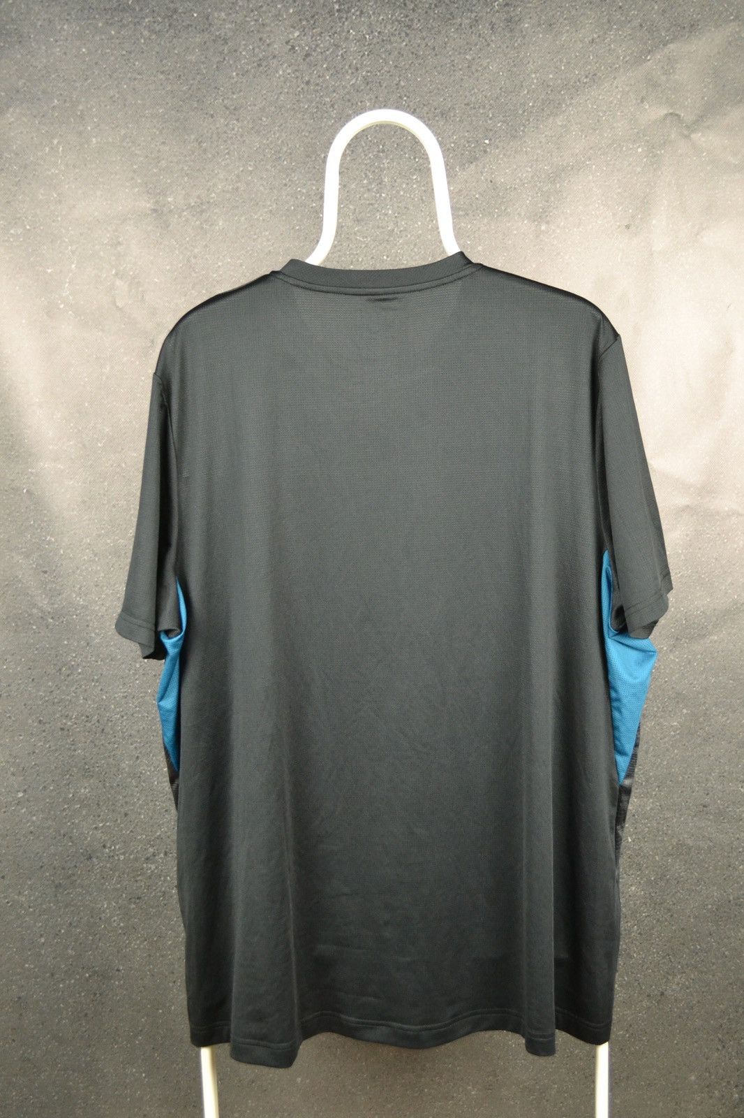 Other Wolverhampton Training Football Shirt Castore Soccer XXL Size US XXL / EU 58 / 5 - 2 Thumbnail