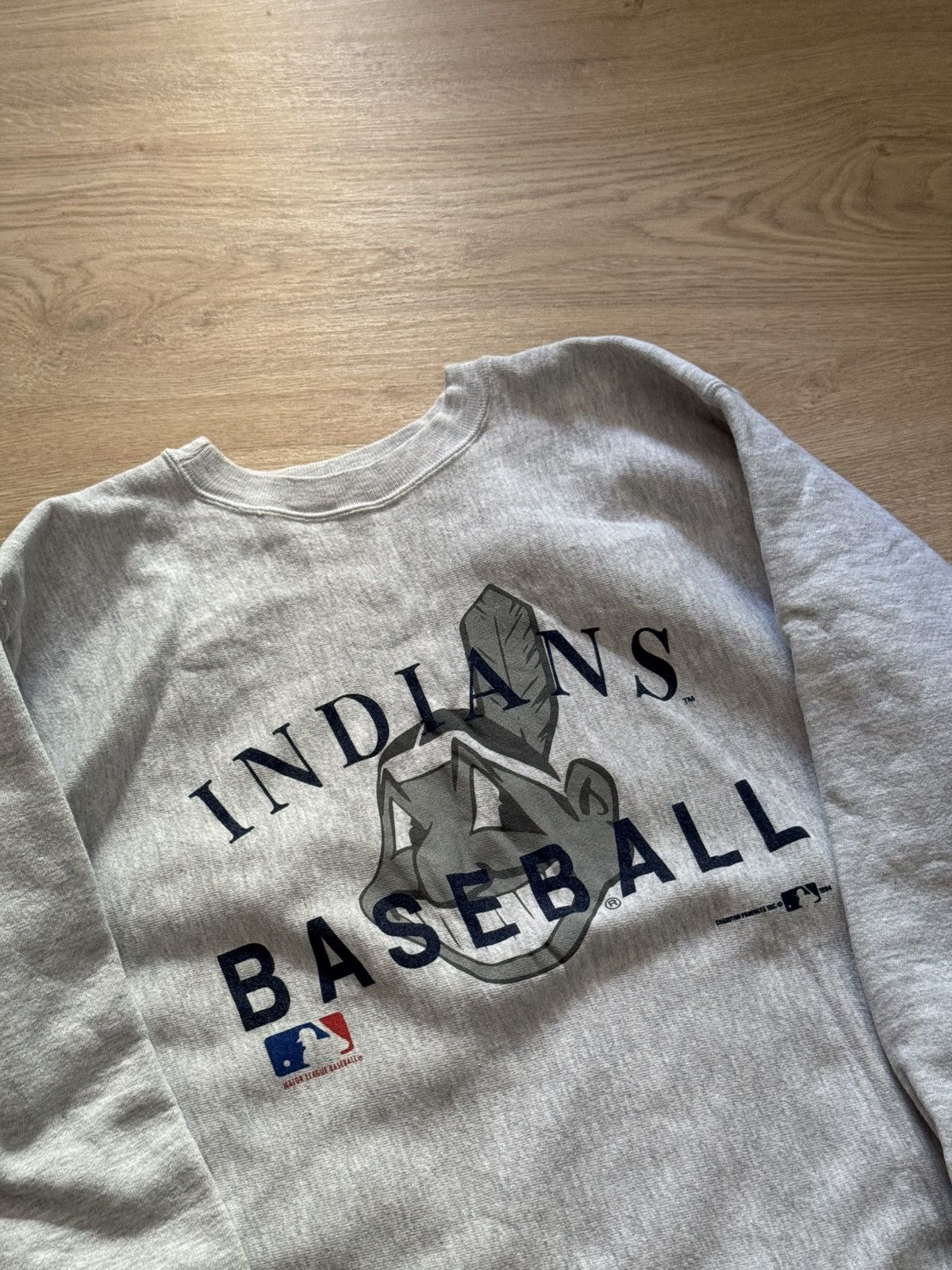 Champion Vintage 90’s 1994 Champion Indians Baseball MLB Sweatshirt Size US XL / EU 56 / 4 - 2 Thumbnail