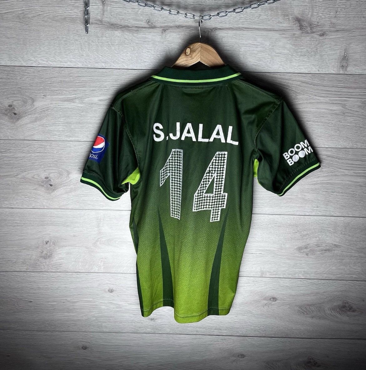 Vintage Vintage men’s Pakistan Cricket Team T-Shirt #14 Jalal Size US S / EU 44-46 / 1 - 2 Thumbnail
