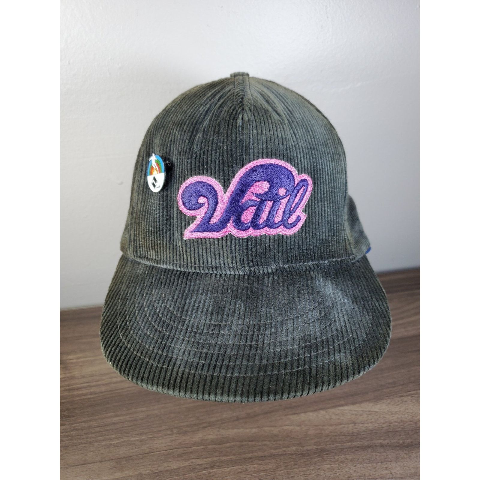 Vintage Vail Corduroy Snapback Cap Hat Faded Black w/ Pin Ski Snow Size ONE SIZE - 2 Thumbnail