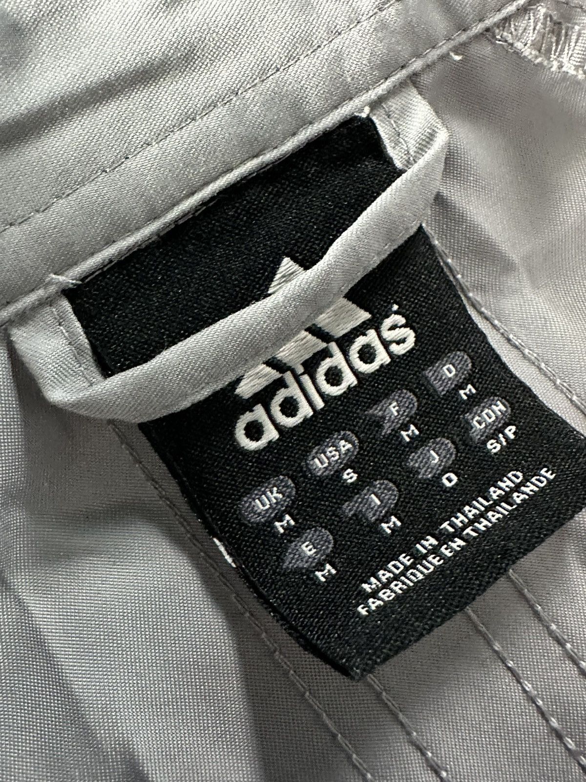 Adidas × Y-3 × Yohji Yamamoto Adidas Yohji Yamamoto Y-3 3 Stripes red logo Boxy fit Y2K Size US M / EU 48-50 / 2 - 8 Thumbnail