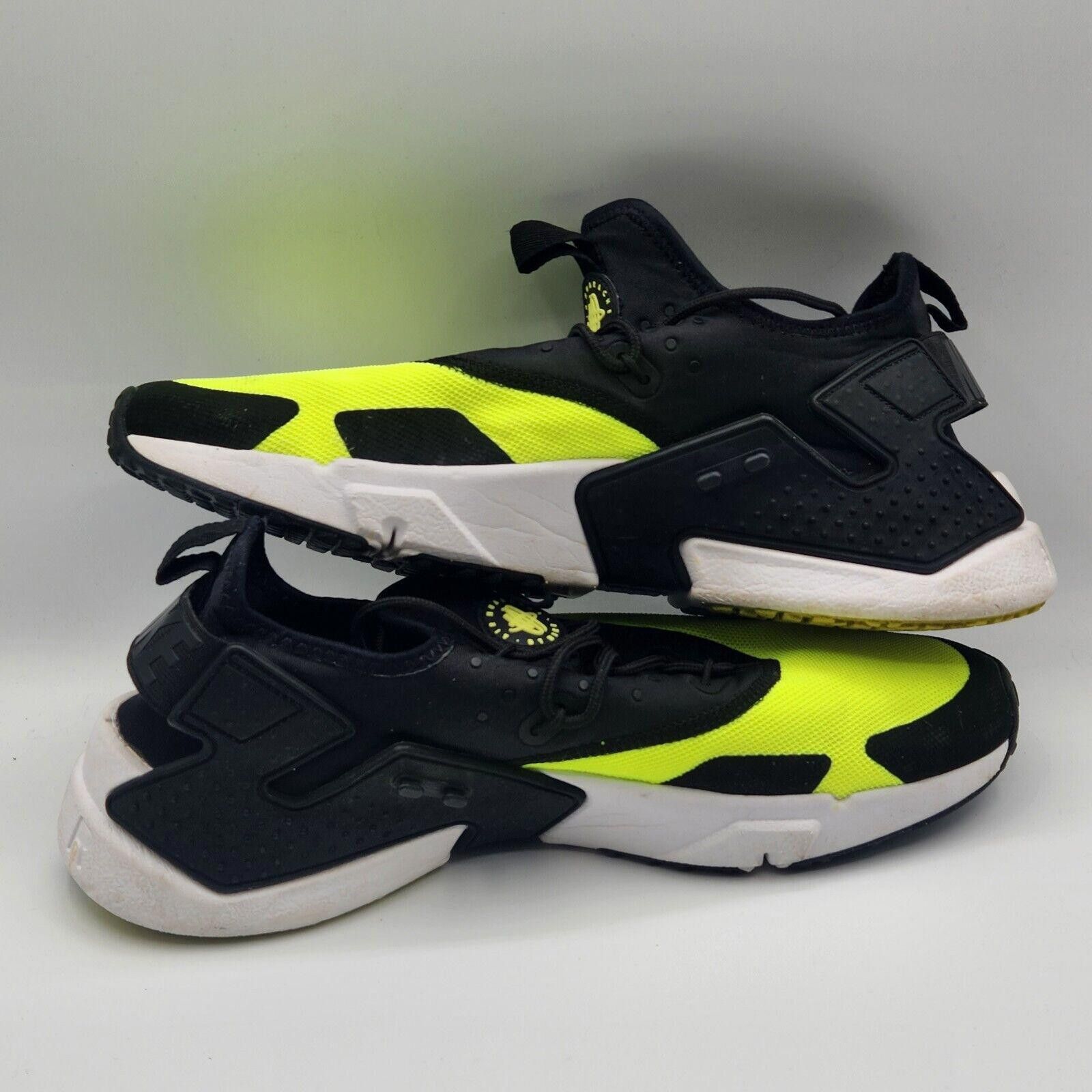 Nike Size 10 - Nike Air Huarache Drift Black Volt Size US 10 / EU 43 - 9 Thumbnail