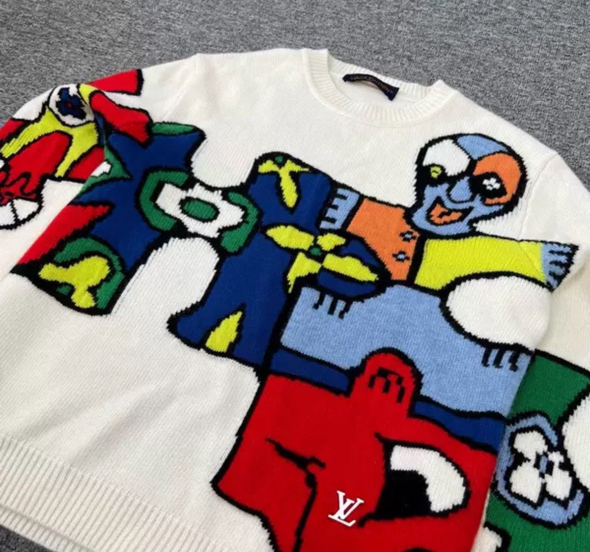 Louis Vuitton Louis Vuitton Lv cartoon puzzle portrait sweater Size US M / EU 48-50 / 2 - 3 Thumbnail
