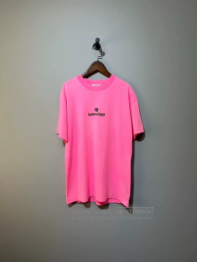 Balenciaga Balenciaga Pink Short Sleeve T-Shirt Size US S / EU 44-46 / 1 - 1 Thumbnail