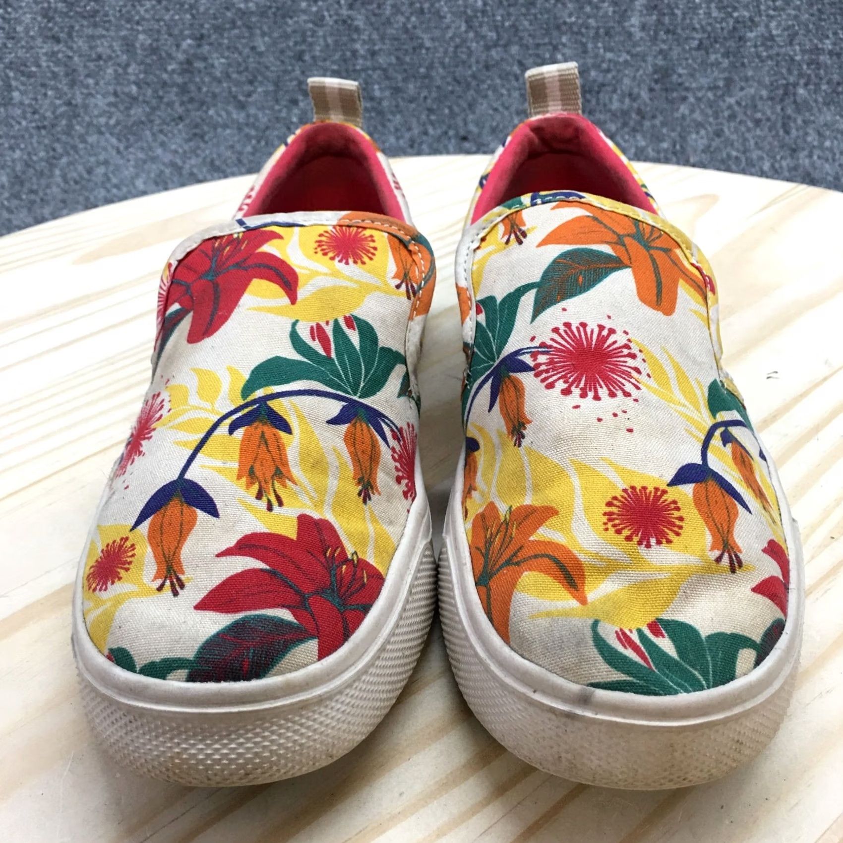 Toms TOMS Loafer Womens 6 White Trvl Lite Hawaiian Floral Slip On Sneaker Casual Shoes Size US 6 / IT 36 - 4 Thumbnail