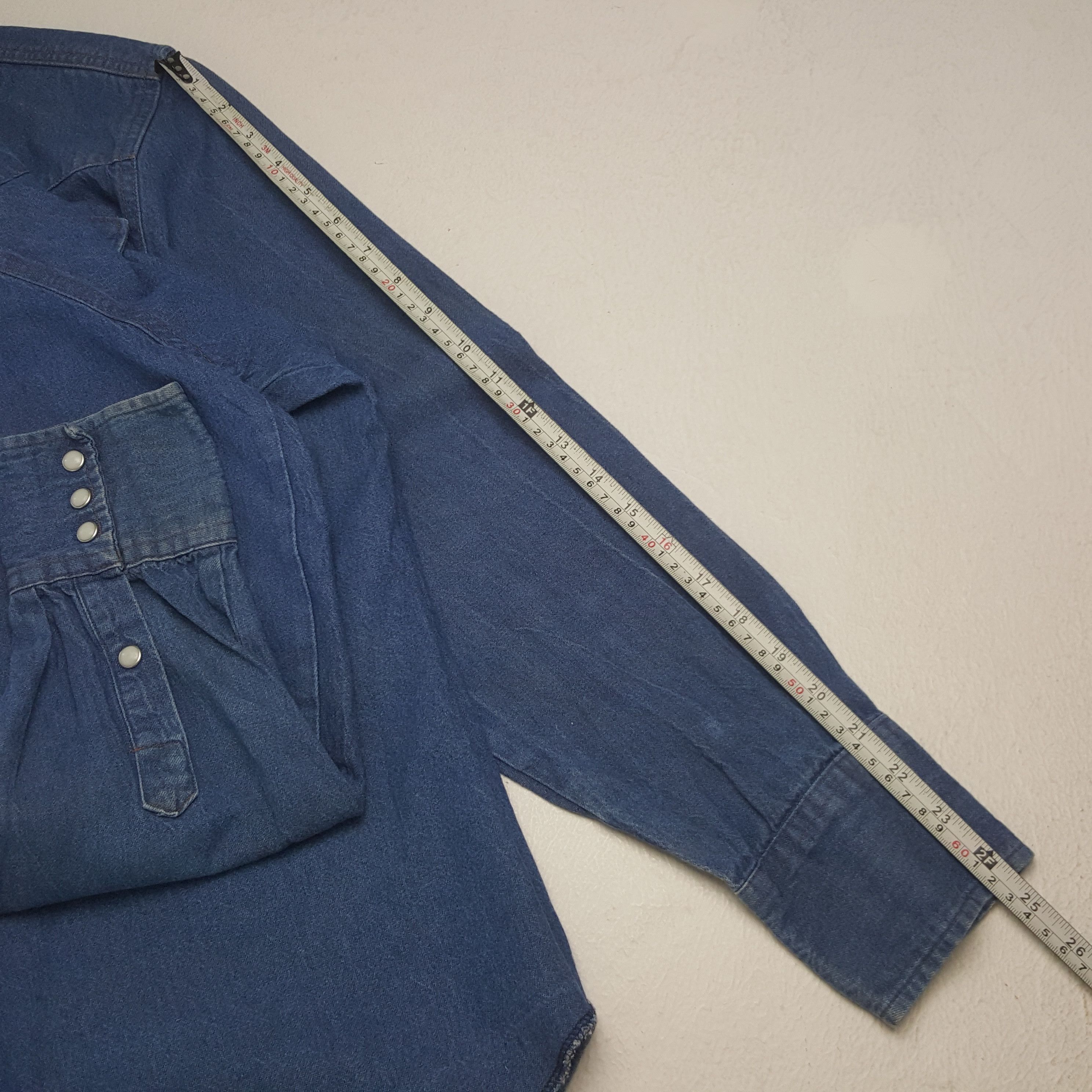 Vintage × Wrangler Vintage Wrangler American Denim Shirt Button Up Size US XL / EU 56 / 4 - 6 Thumbnail