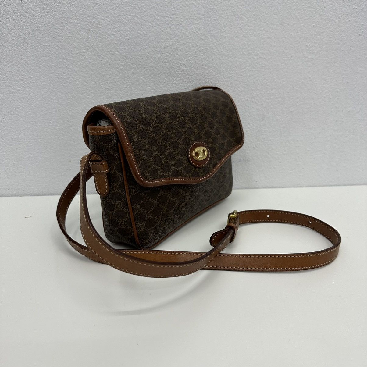 Celine AUTHENTIC CELINE MACADAM CROSSBODY SHOULDER BAG Size ONE SIZE - 4 Thumbnail