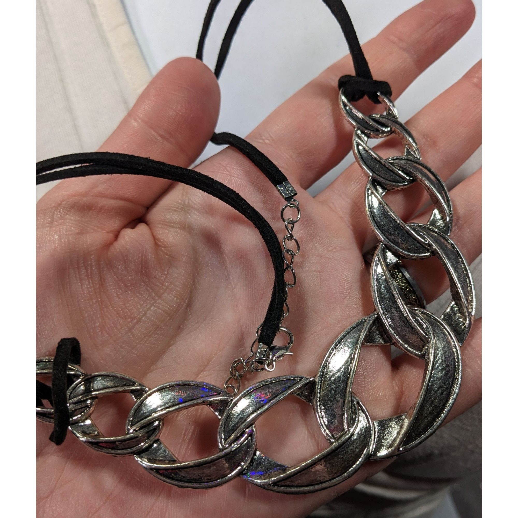 Other Streetwear Glam Chunky Faux Chain Necklace With Faux Suede C Size ONE SIZE - 7 Thumbnail