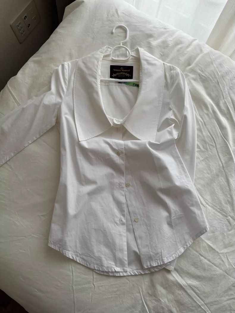 Vivienne Westwood Vivienne Westwood white shirts Size XS / US 0-2 / IT 36-38 - 1 Thumbnail