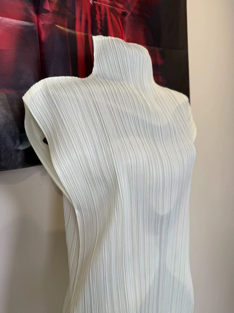 Issey Miyake issey miyake size:4 Pearl white high-necked vest Size XXS / US 00 / IT 34 - 6 Thumbnail